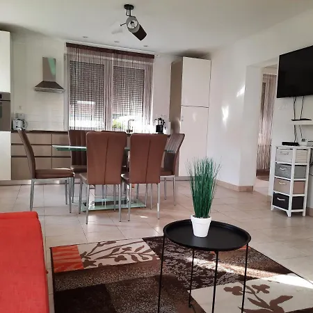Balatinus Apartmanhaz Siofok Exterior photo