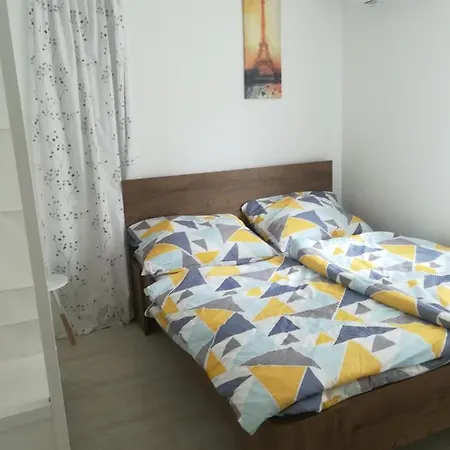 Balatinus Apartmanhaz Siofok Exterior photo