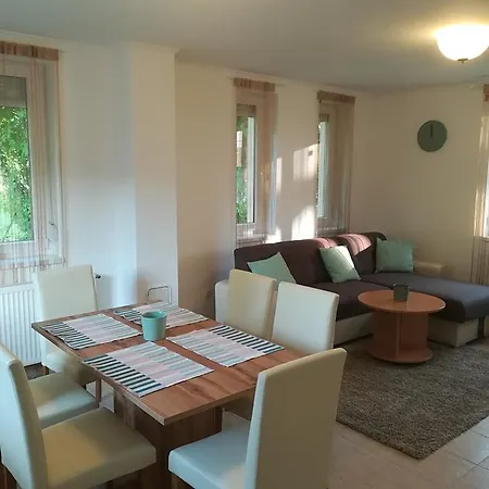 Balatinus Apartmanhaz Siofok Exterior photo