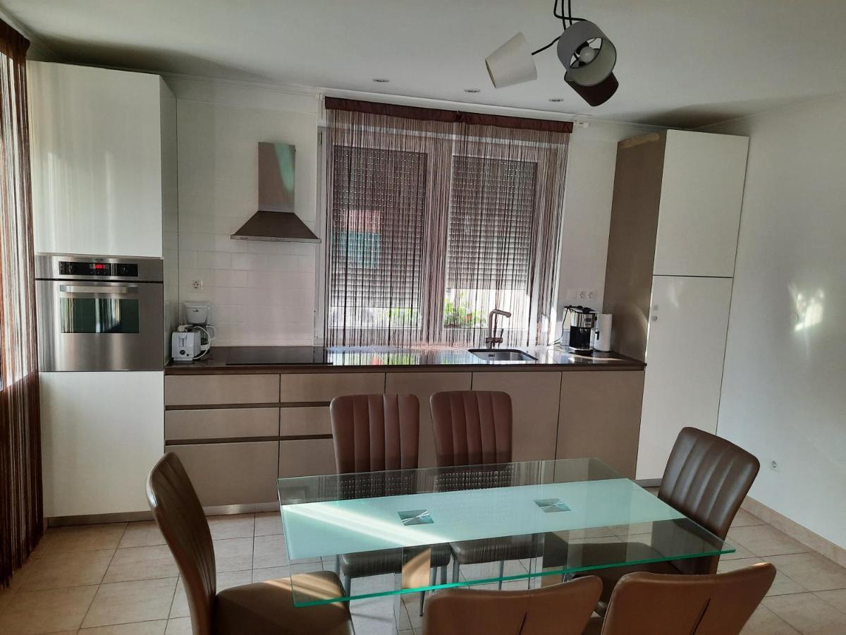 Balatinus Apartmanhaz * Siofok