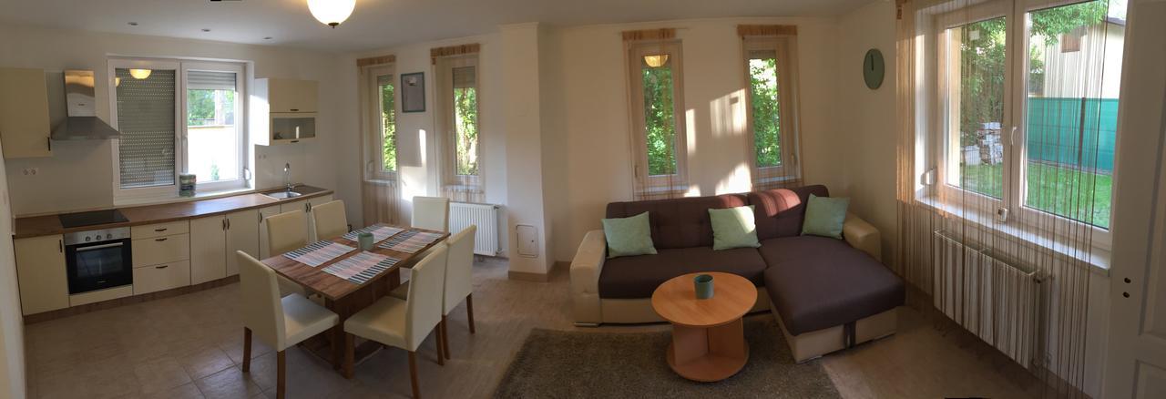Balatinus Apartmanhaz *